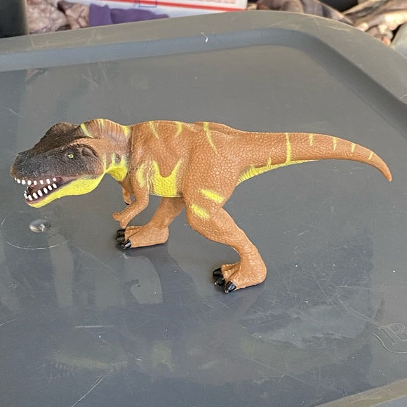 K&M Toys Retro 8 Plastic Prehistoric Dinosaur Tyrannosaurus Rex